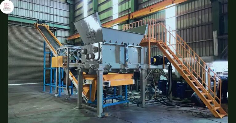 Four axis crusher